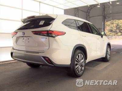 2021 Toyota Highlander Hybrid Platinum - zdjęcie 4 z 25 - miniatura