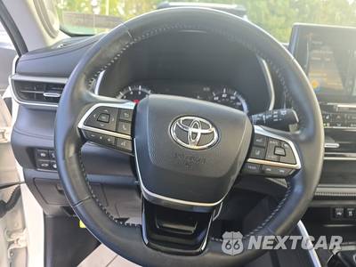 2020 Toyota Highlander Platinum - zdjęcie 10 z 28 - miniatura