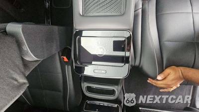 2025 Mercedes-Benz GLS 580 4MATIC - zdjęcie 18 z 20 - miniatura
