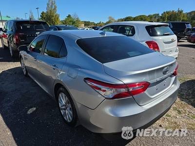 2019 Toyota Camry LE - zdjęcie 6 z 21 - miniatura