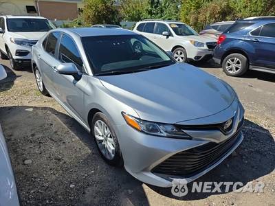 2019 Toyota Camry LE - zdjęcie 3 z 21 - miniatura