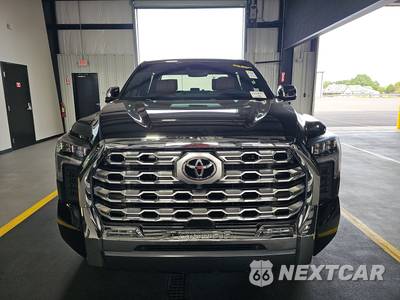 2024 Toyota Tundra 1794 Edition Crew Cab Short Bed - zdjęcie 2 z 18 - miniatura