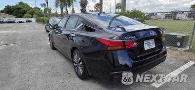 2025 Nissan Altima SV - zdjęcie 33 z 38 - miniatura