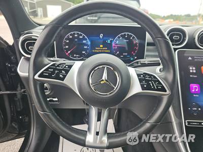2025 Mercedes-Benz C 300 4MATIC - zdjęcie 10 z 17 - miniatura
