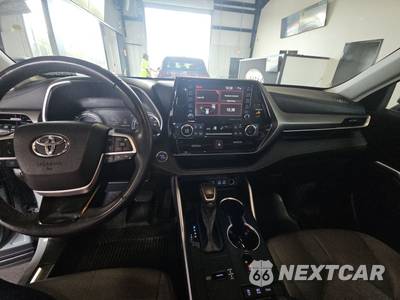 2022 Toyota Highlander Hybrid Bronze Edition - zdjęcie 11 z 28 - miniatura
