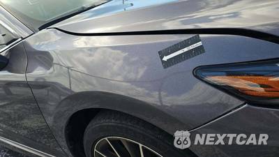 2024 Toyota Camry SE - zdjęcie 24 z 35 - miniatura