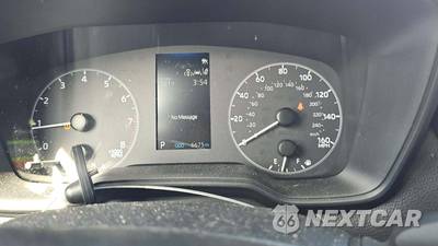 2024 Toyota Corolla Cross LE - zdjęcie 19 z 21 - miniatura