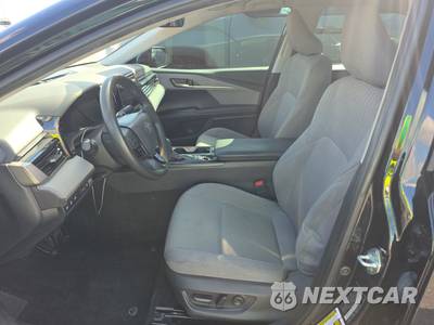2025 Toyota Camry LE - zdjęcie 7 z 25 - miniatura