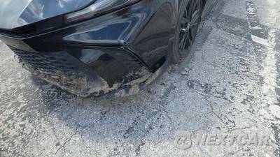 2025 Toyota Camry SE - zdjęcie 27 z 28 - miniatura