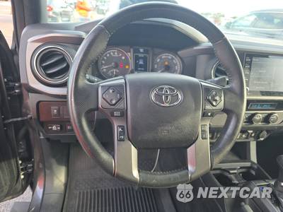 2021 Toyota Tacoma TRD Sport Crew Cab Medium Bed - zdjęcie 10 z 28 - miniatura