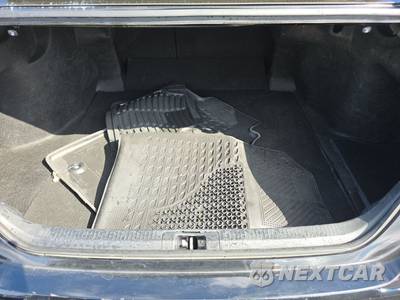 2025 Toyota Camry LE - zdjęcie 16 z 25 - miniatura