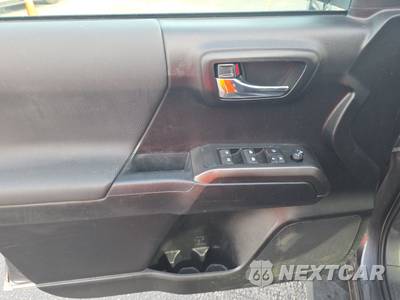 2021 Toyota Tacoma TRD Sport Crew Cab Medium Bed - zdjęcie 9 z 28 - miniatura