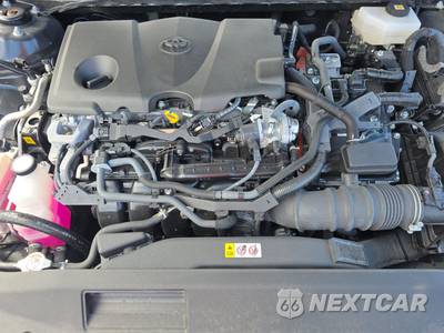 2025 Toyota Camry LE - zdjęcie 15 z 20 - miniatura