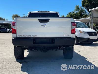 2017 Nissan TITAN XD S Regular Cab Long Bed - zdjęcie 17 z 21 - miniatura