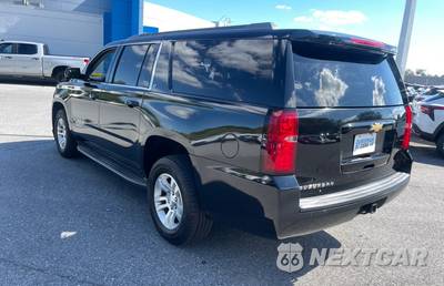 2017 Chevrolet Suburban 1500 LT 1LT - zdjęcie 4 z 31 - miniatura