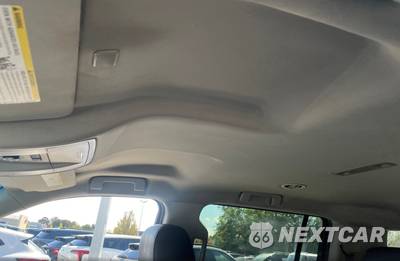 2017 Chevrolet Suburban 1500 LT 1LT - zdjęcie 14 z 31 - miniatura