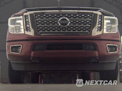 2017 Nissan TITAN XD Platinum Reserve Crew Cab Medium Bed - zdjęcie 3 z 25 - miniatura