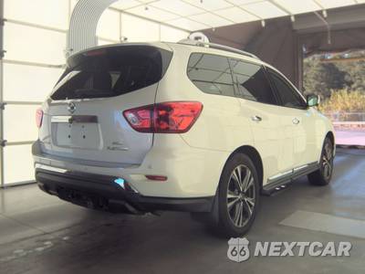 2017 Nissan Pathfinder Platinum - zdjęcie 4 z 40 - miniatura
