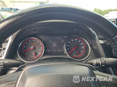 2023 Toyota Camry XSE - zdjęcie 12 z 25 - miniatura