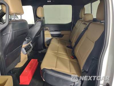 2023 Ford Super Duty F-250 Lariat Crew Cab Medium Bed - zdjęcie 17 z 20 - miniatura