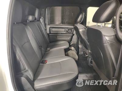 2024 Ram 3500 Cab Chassis Tradesman Crew Cab DRW - zdjęcie 20 z 22 - miniatura