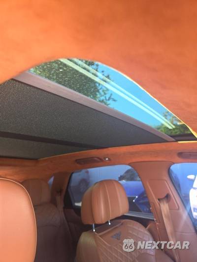 2018 Bentley Bentayga W12 - zdjęcie 17 z 24 - miniatura