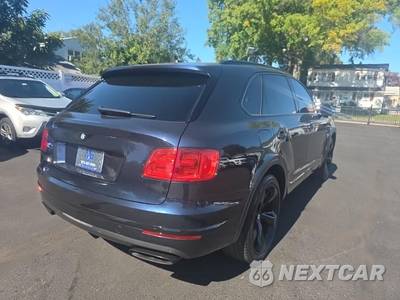 2018 Bentley Bentayga W12 - zdjęcie 4 z 24 - miniatura