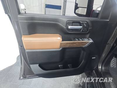 2021 Chevrolet Silverado 3500HD High Country Crew Cab Long Bed DRW - zdjęcie 9 z 27 - miniatura