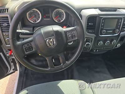2016 Ram 1500 Tradesman Extended Cab Medium Bed - zdjęcie 11 z 24 - miniatura