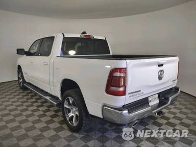 2023 Ram 1500 Laramie Crew Cab Short Bed - zdjęcie 7 z 20 - miniatura