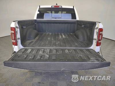 2023 Ram 1500 Laramie Crew Cab Short Bed - zdjęcie 9 z 20 - miniatura