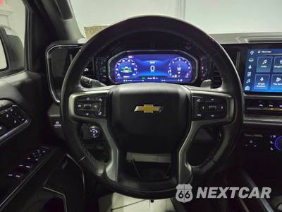 2024 Chevrolet Silverado 1500 LTZ Crew Cab Short Bed 1LZ - zdjęcie 14 z 19 - miniatura