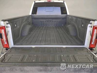 2023 Ford Super Duty F-250 Lariat Crew Cab Medium Bed - zdjęcie 9 z 20 - miniatura