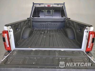2024 Ford Super Duty F-250 Lariat Crew Cab Medium Bed - zdjęcie 9 z 20 - miniatura