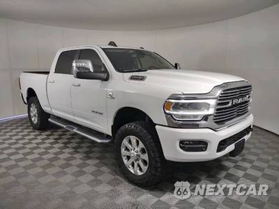 2023 Ram 2500 Laramie Crew Cab Medium Bed - zdjęcie 3 z 19 - miniatura