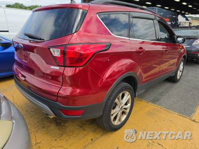 2019 Ford Escape SEL - zdjęcie 4 z 28 - miniatura