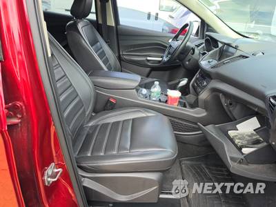 2019 Ford Escape SEL - zdjęcie 8 z 28 - miniatura