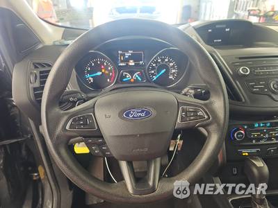 2017 Ford Escape SE - zdjęcie 10 z 46 - miniatura