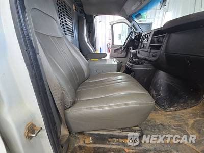 2020 Chevrolet Express 3500 Cargo Van 1WT 135.2" WB - zdjęcie 8 z 41 - miniatura