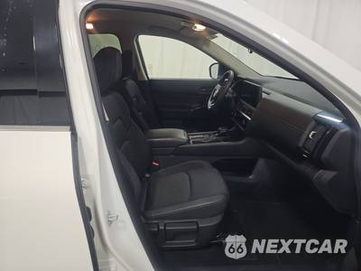 2026 Nissan Pathfinder S - zdjęcie 8 z 19 - miniatura