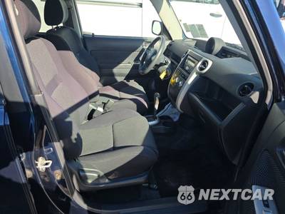 2004 Scion xB - zdjęcie 8 z 44 - miniatura