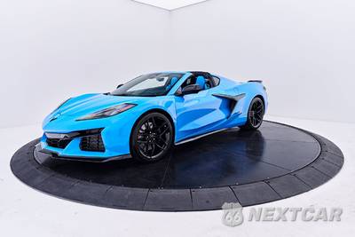 2025 Chevrolet Corvette Z06 Coupe 3LZ - zdjęcie 13 z 90 - miniatura