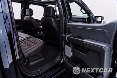 2025 Ford F-150 Lariat Crew Cab Short Bed - zdjęcie 42 z 98 - miniatura