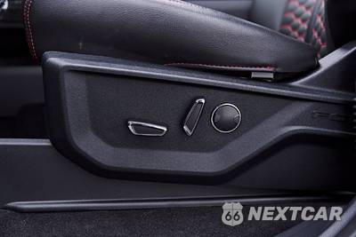 2025 Ford F-150 Lariat Crew Cab Short Bed - zdjęcie 67 z 98 - miniatura