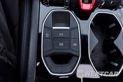 2020 Lamborghini Urus - zdjęcie 71 z 85 - miniatura