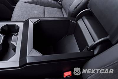 2026 Tesla Cybertruck Crew Cab Medium Bed - zdjęcie 57 z 69 - miniatura