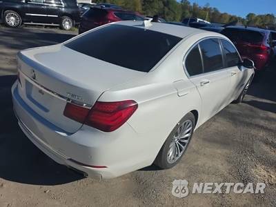 2014 BMW 7 Series Sedan 750i xDrive - zdjęcie 4 z 21 - miniatura