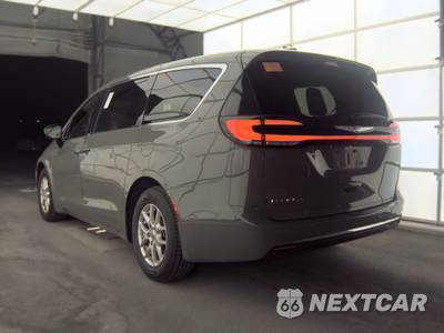 2025 Chrysler Pacifica Select 121.6" WB - zdjęcie 6 z 29 - miniatura