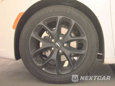 2025 Chrysler Pacifica Limited 121.6" WB - zdjęcie 9 z 37 - miniatura