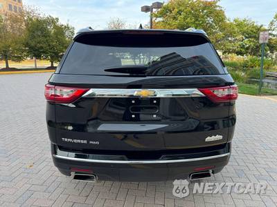2019 Chevrolet Traverse High Country 2LZ - zdjęcie 4 z 71 - miniatura
